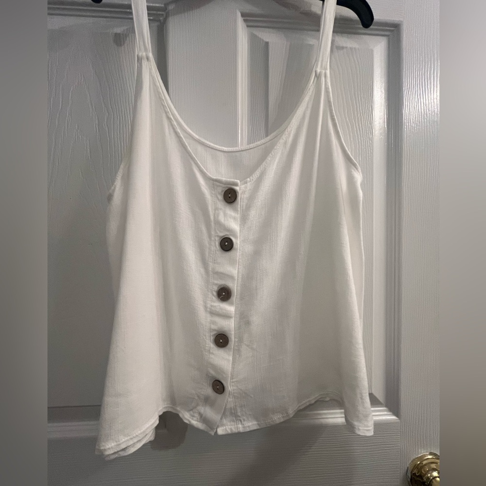 Women’s Cream Button-Front Cami Tank Top with Button details